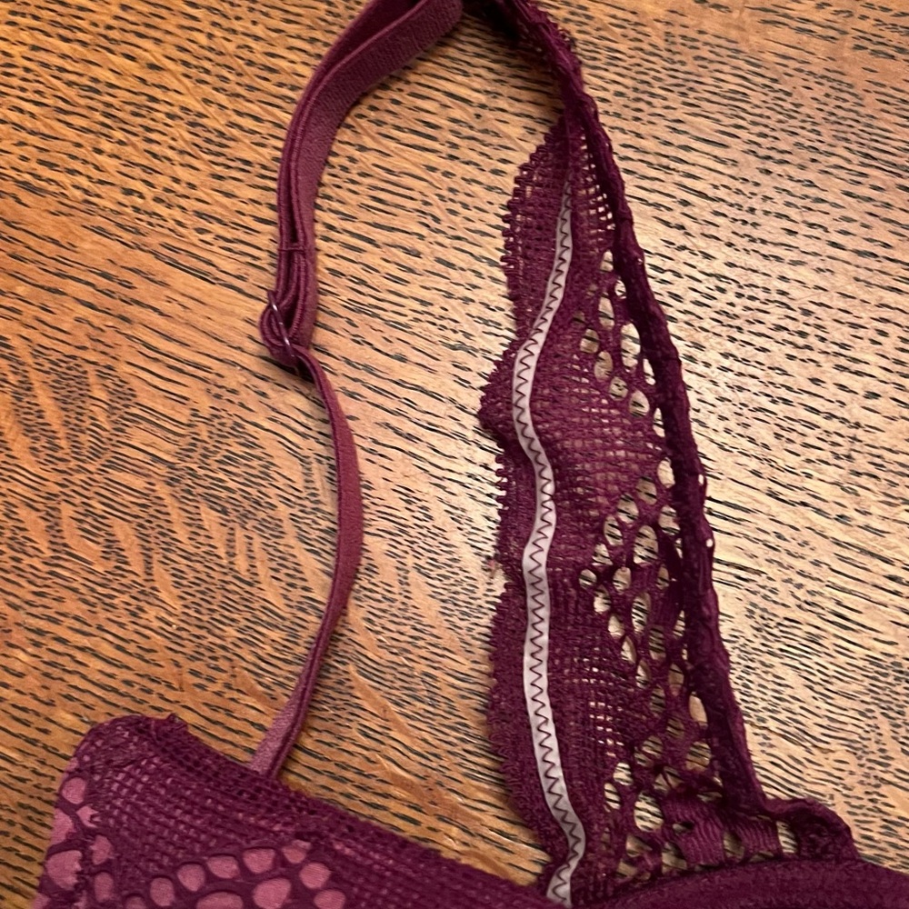 Victoria Secret Bombshell bra. - Picture 6 of 12